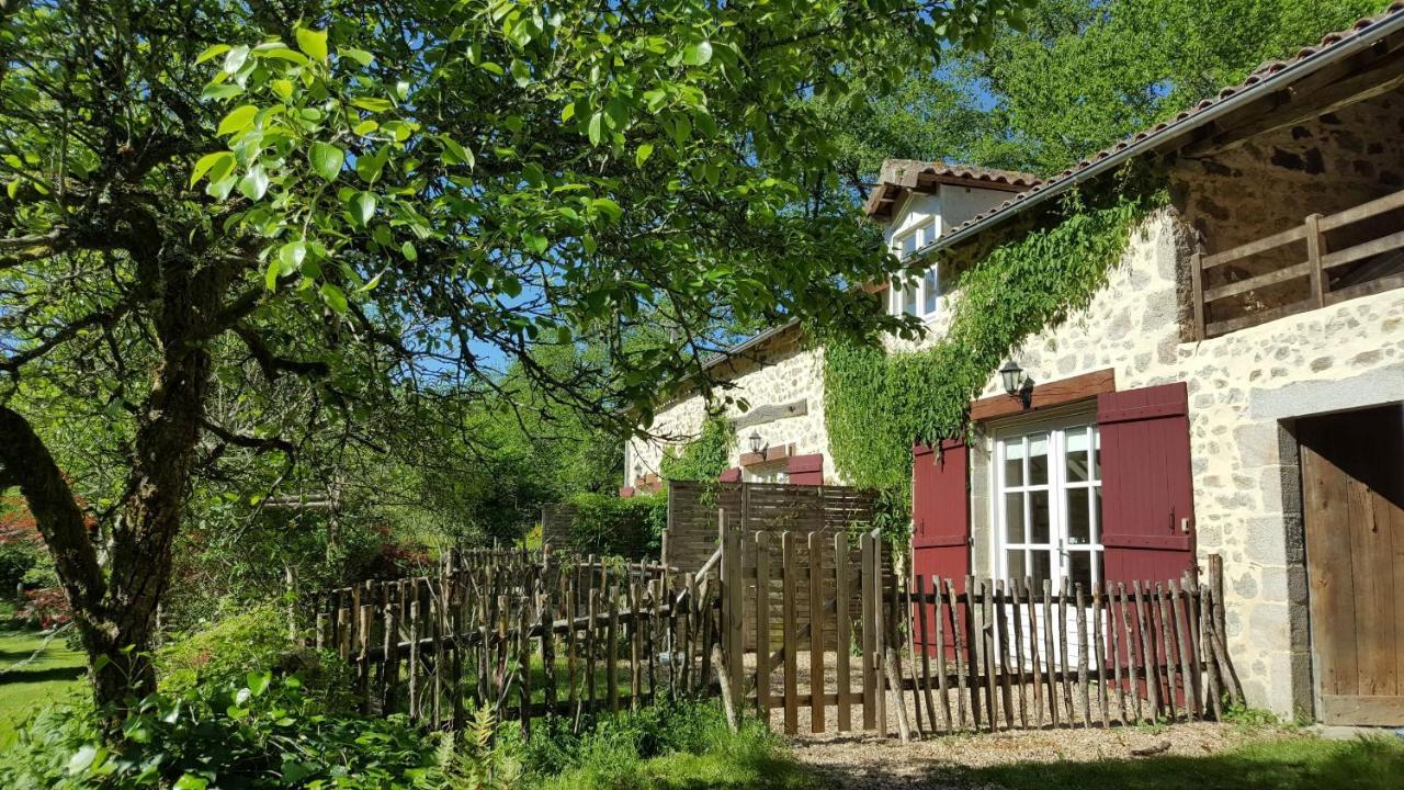 Le Moulin De Pensol - Gites Экстерьер фото
