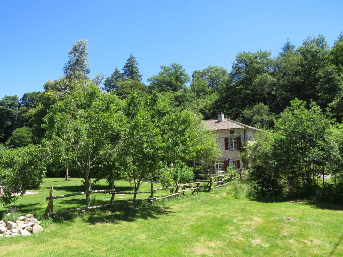 Le Moulin De Pensol - Gites Экстерьер фото