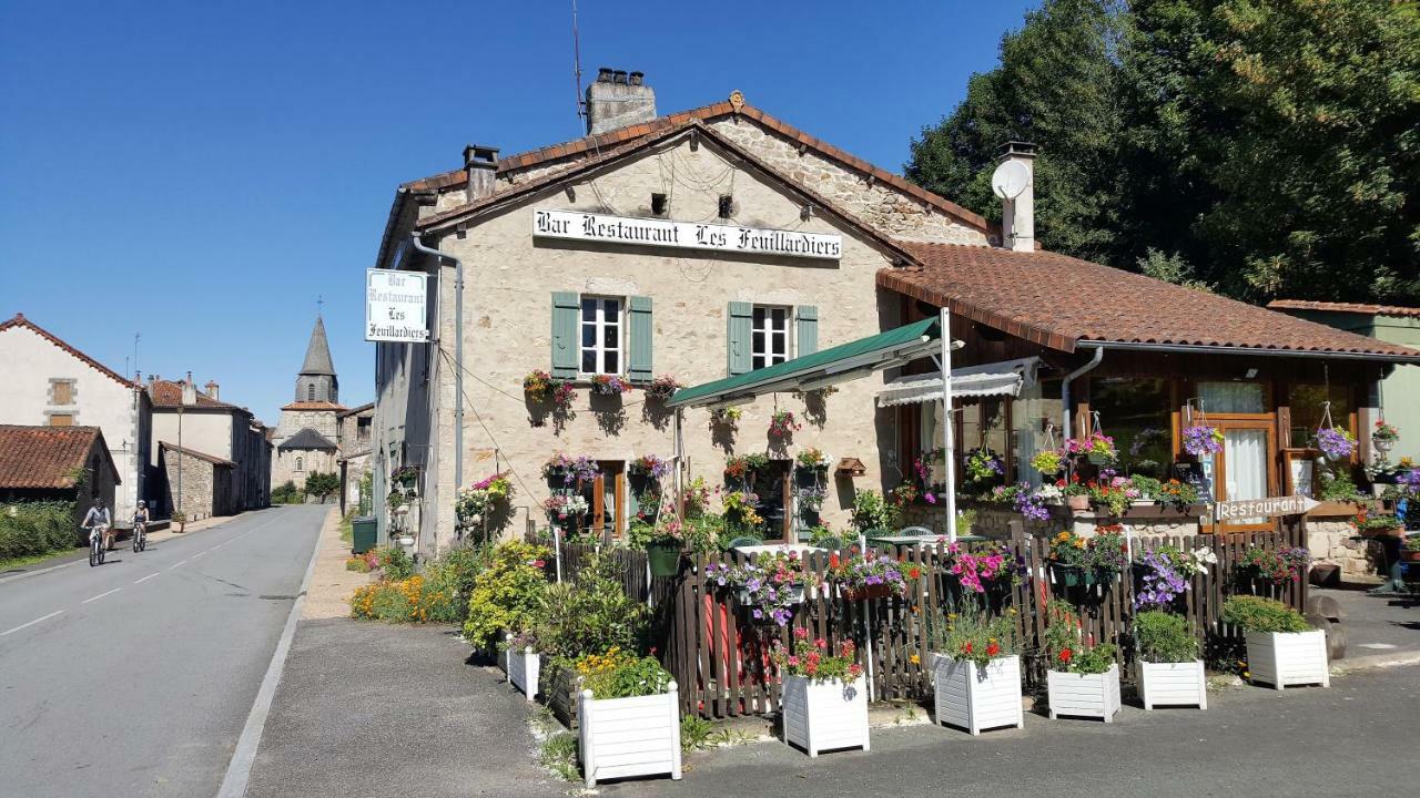 Le Moulin De Pensol - Gites Экстерьер фото